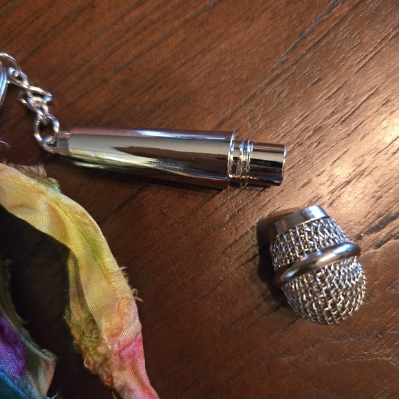 Hand Crafted "Tyler" Keychain - Picture 5 of 9